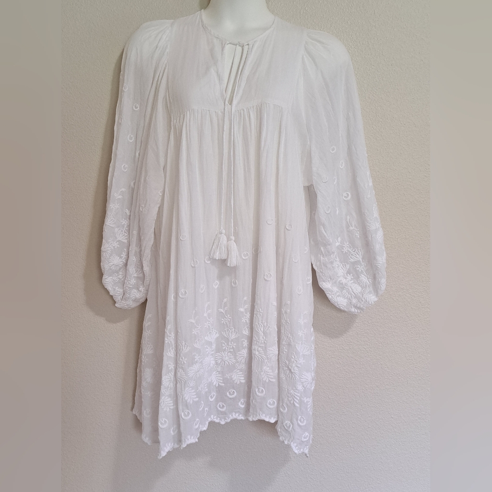 Millie Resort and Travel White Cotton Dress 12